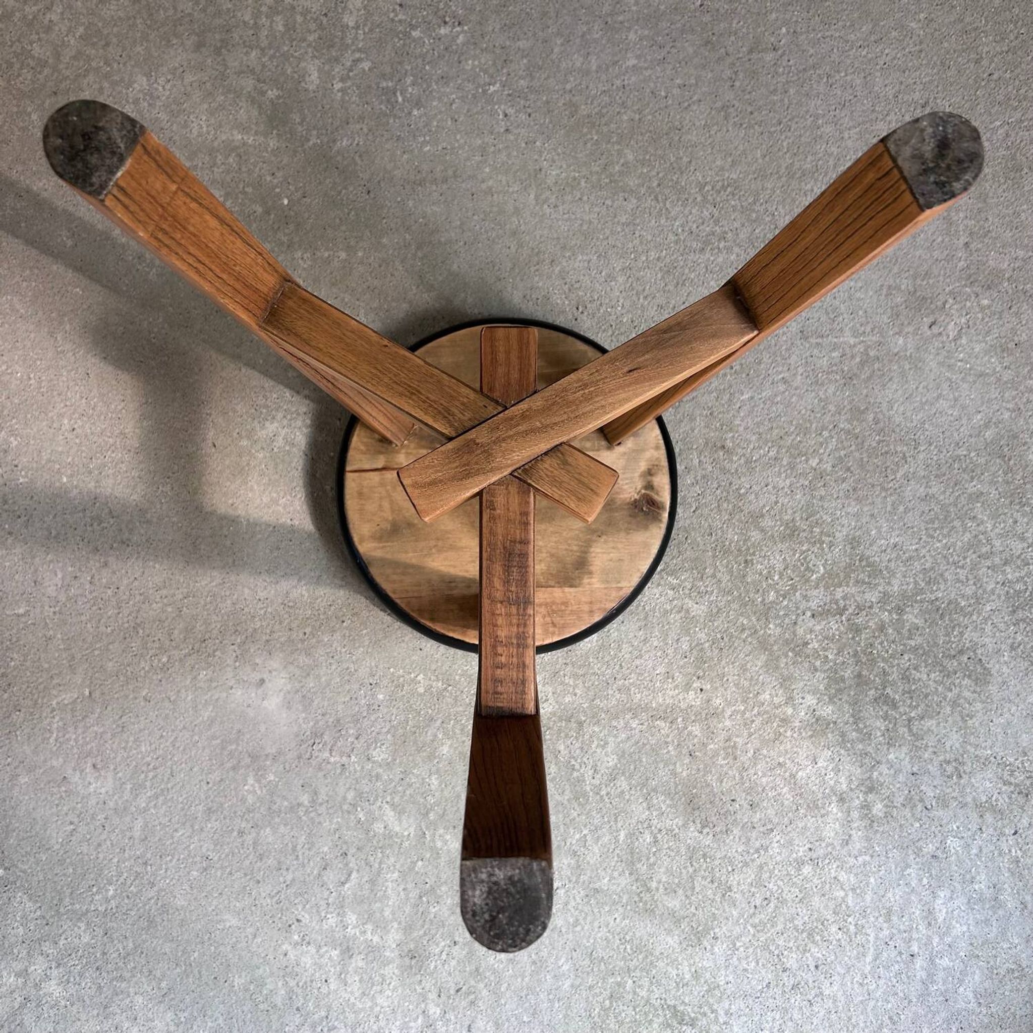 Tabouret tripode AMPM
