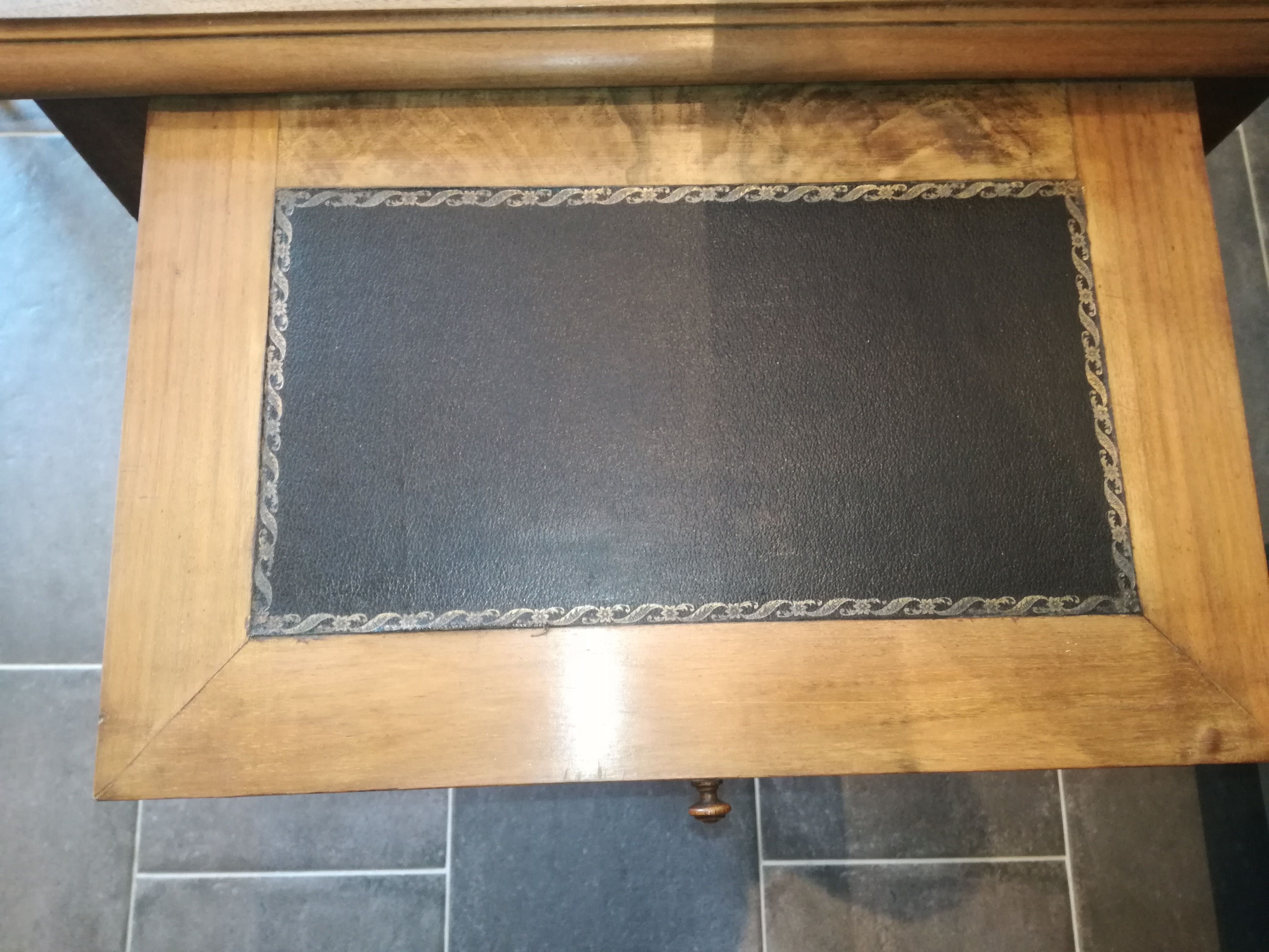 Louis Philippe 19th-century walnut desk Louis Philippe