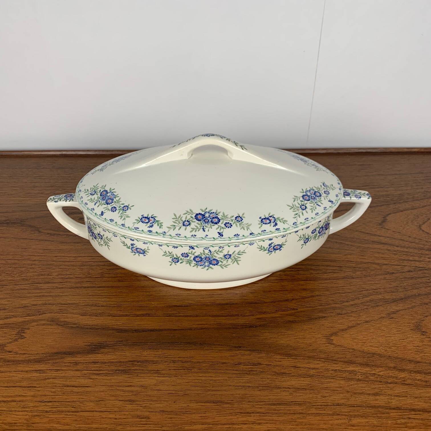 Soupière, légumier Sarreguemines U&C, modèle Marguerite