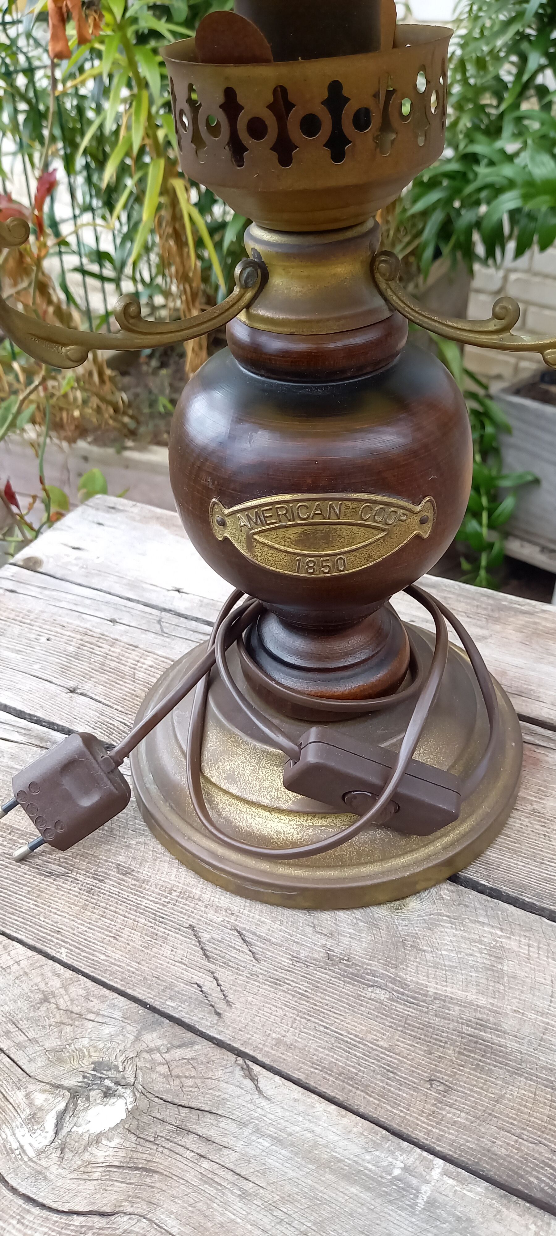 Table lamp American coop 1850