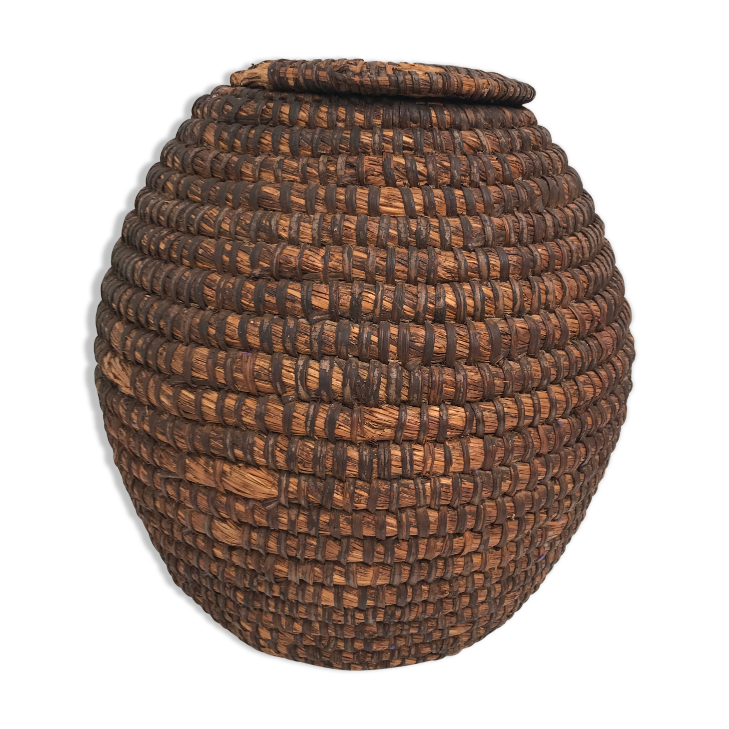 Round straw basket 50s-60s