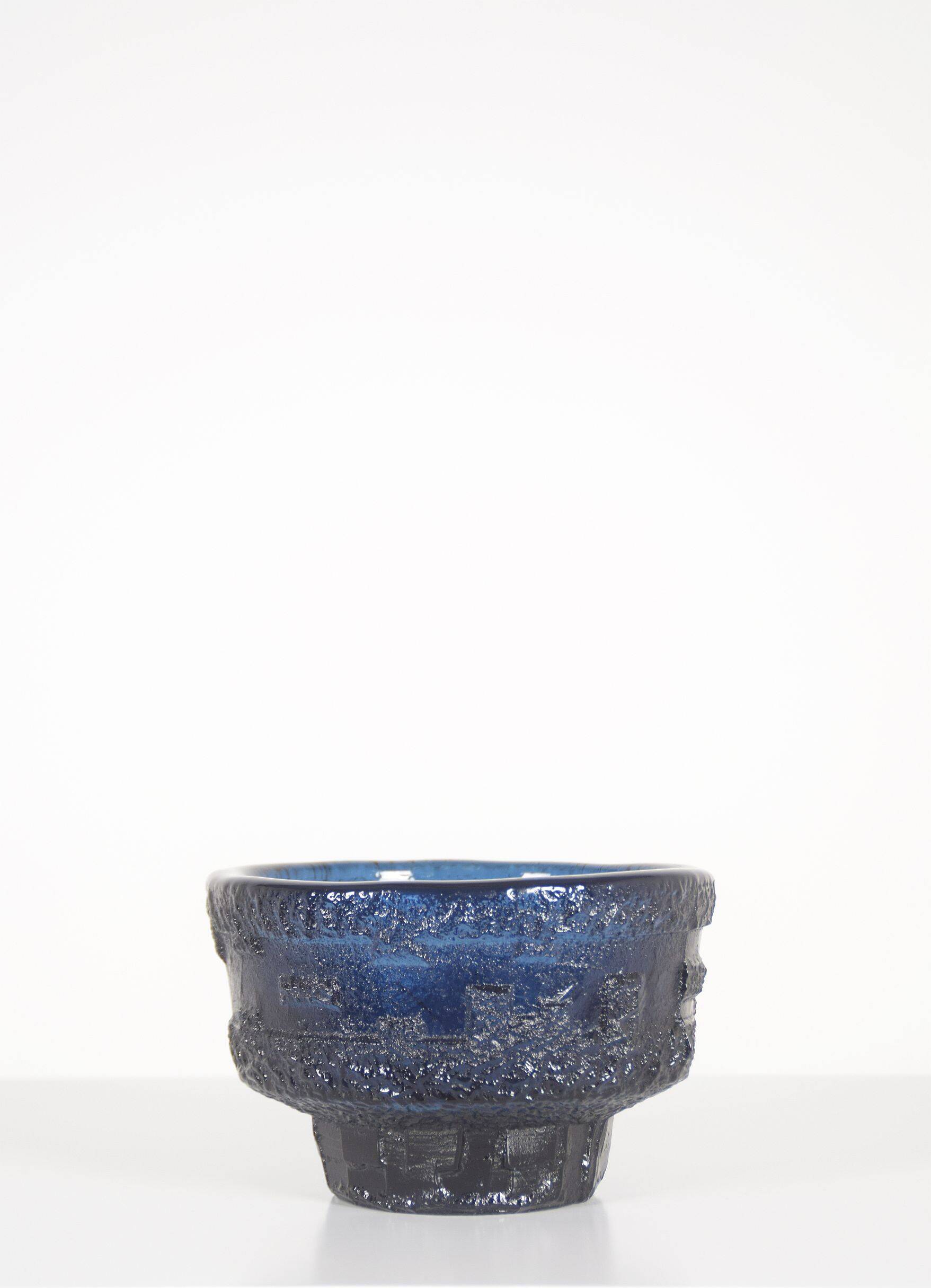 Swedish Cobolt bowl by Göte Augustsson for Ruda Glasbruk, 1960s