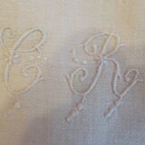 Tablecloth and its 6 matching towels