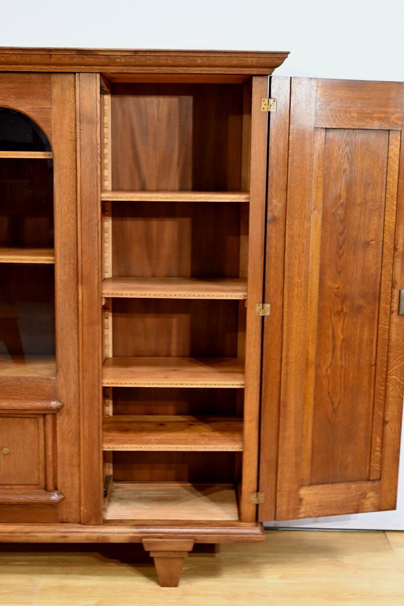 Oak bookcase, Art Deco period – 1940