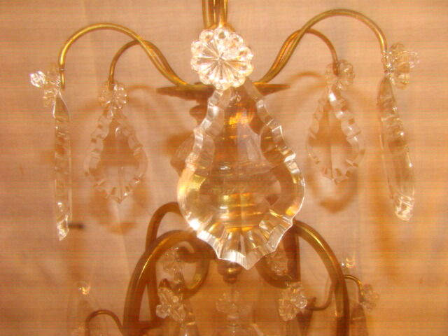 crystal chandelier type with a 4-arm light cage