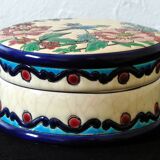 Bonbonnière, ceramic enamels from LONGWY with décor referenced by Maurice CHEVALLIER, model AUBADE!