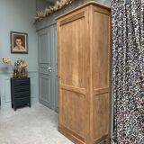 Large oak bonnetière (renovated)