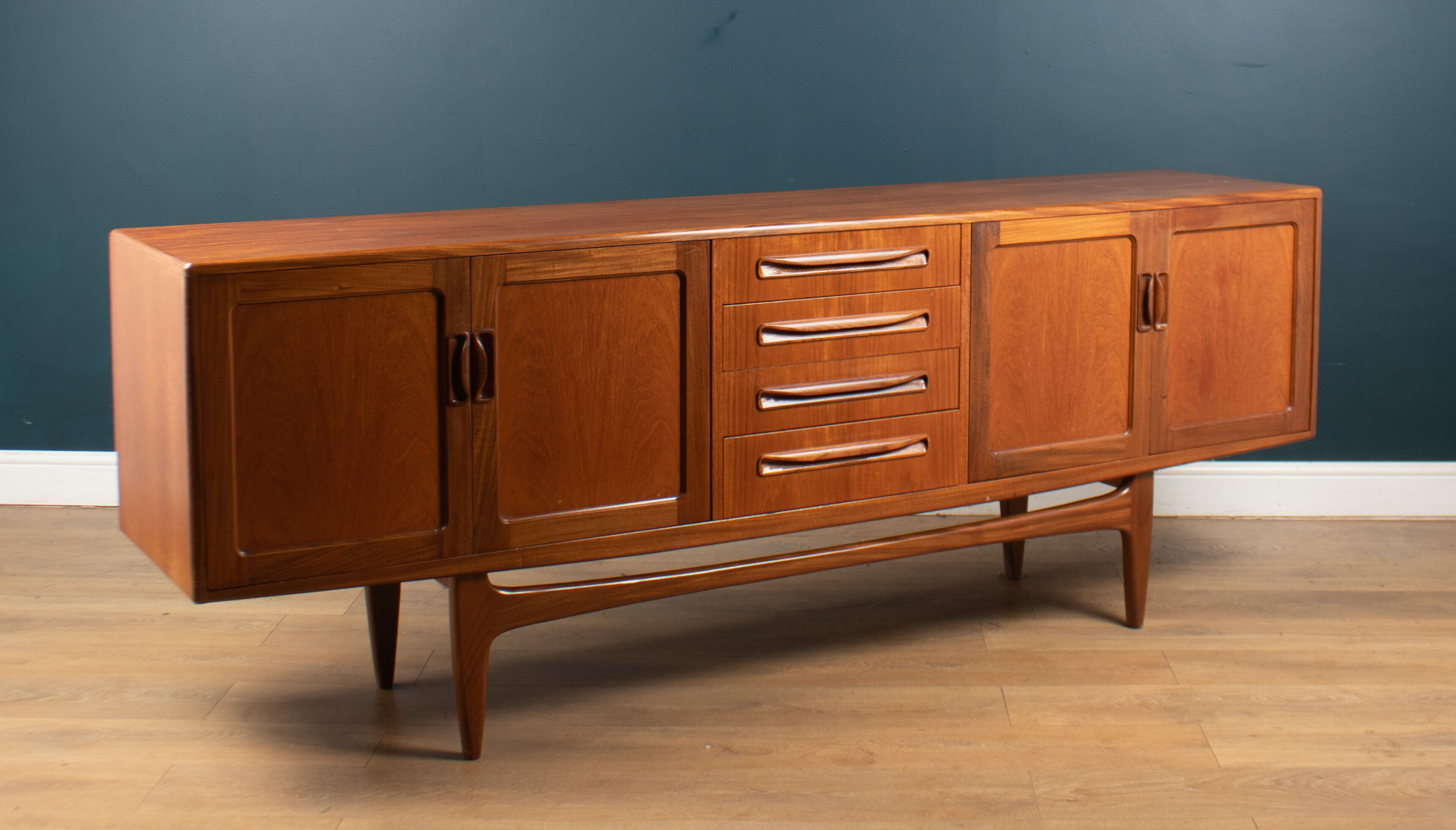 Sideboard in teak from the 1960s, G-Plan by Victor Wilkins