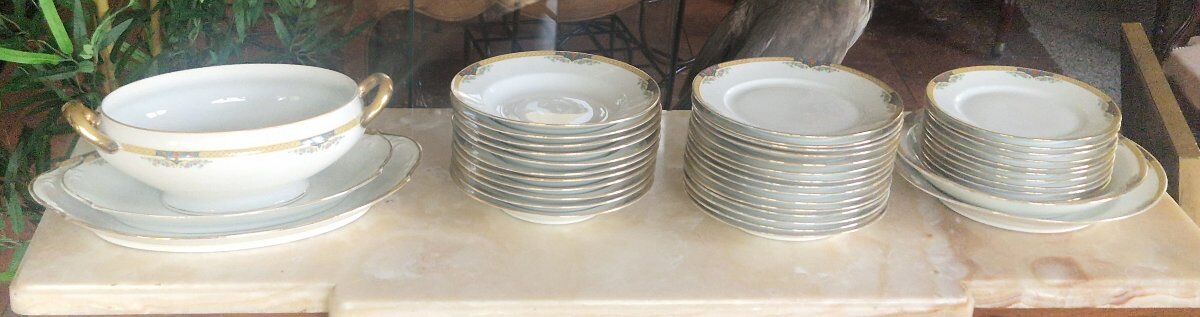 Limoges Porcelain Table Service – F. Legrand – Circa 1920