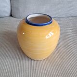 Ceramic vase in a round shape