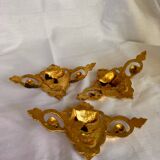 Ensemble de 3 éléments décoratifs en bronze/laiton.