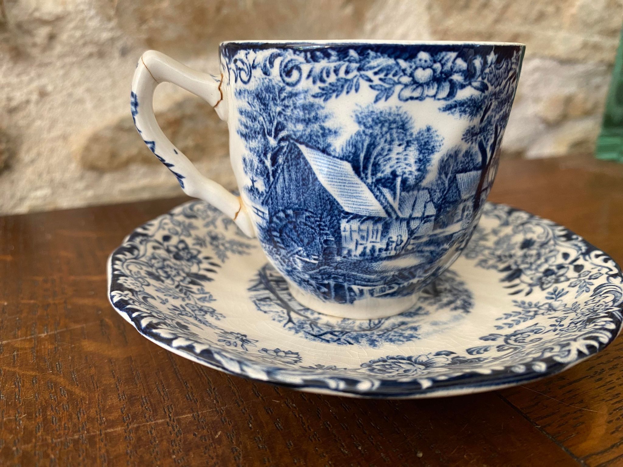 Coffee cup and its English earthenware saucer Mill Stream Johnson Bros