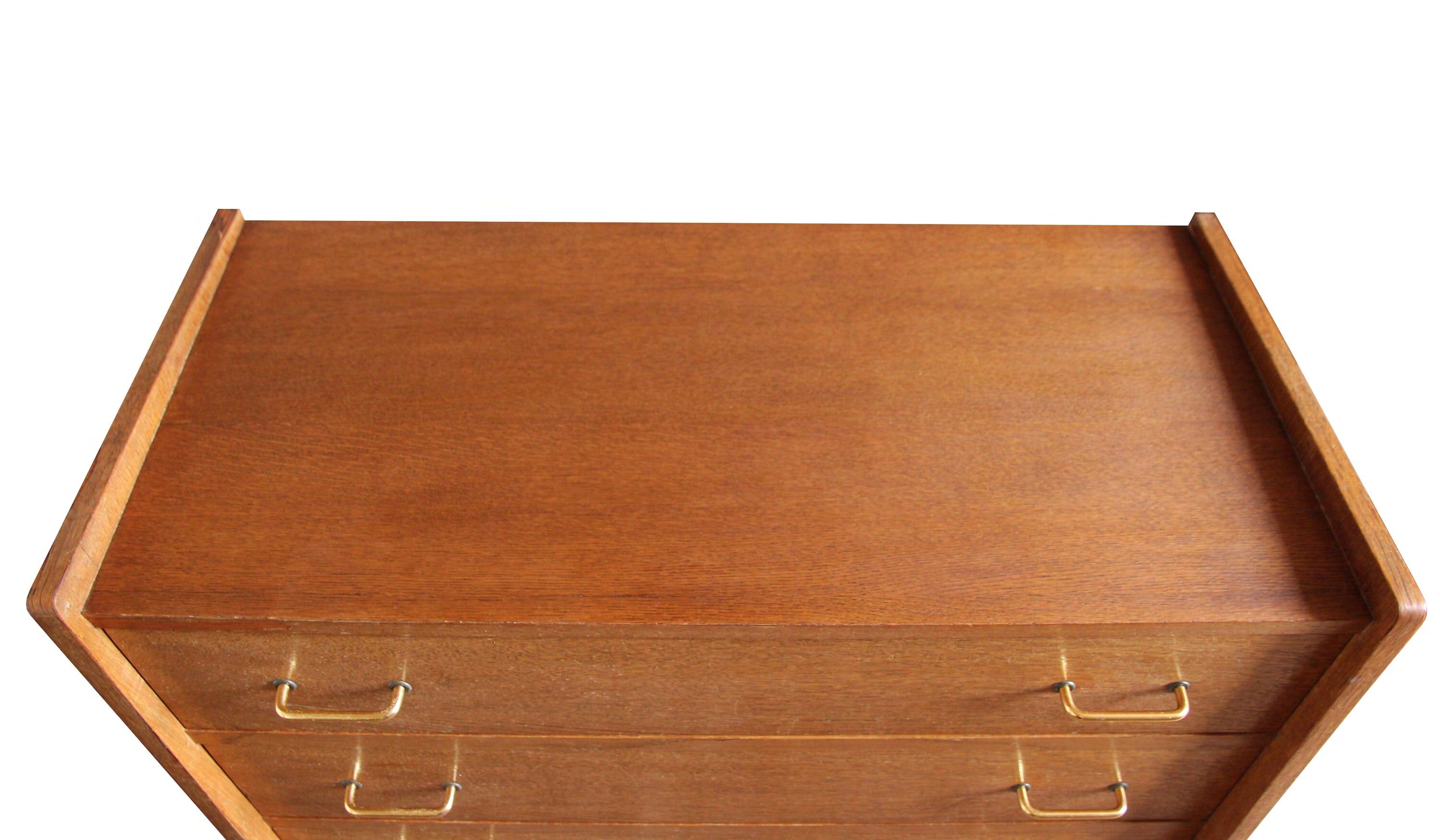 Commode vintage pieds compas