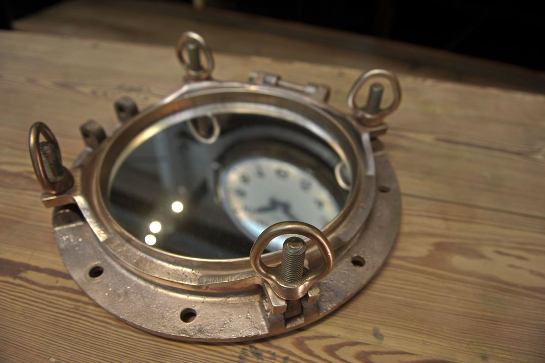 Bronze boat porthole mirror 1920 45x45cm