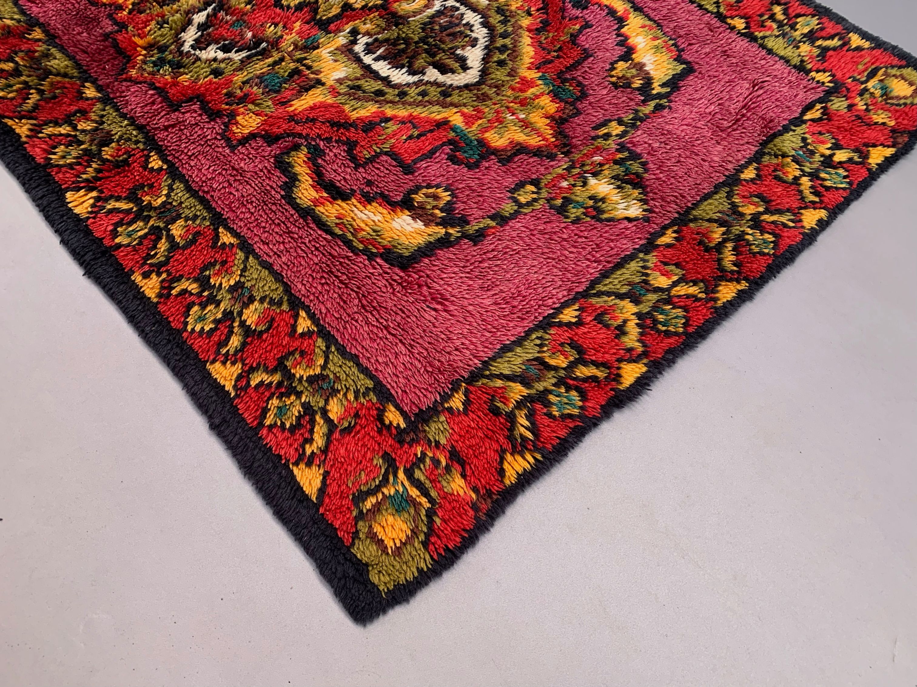 Moroccan berber rug 198x137cm