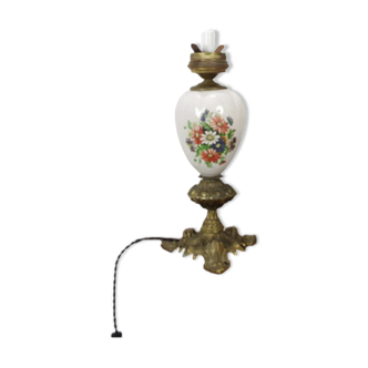 Vintage porcelain lamp with flowers and daisy base in brass