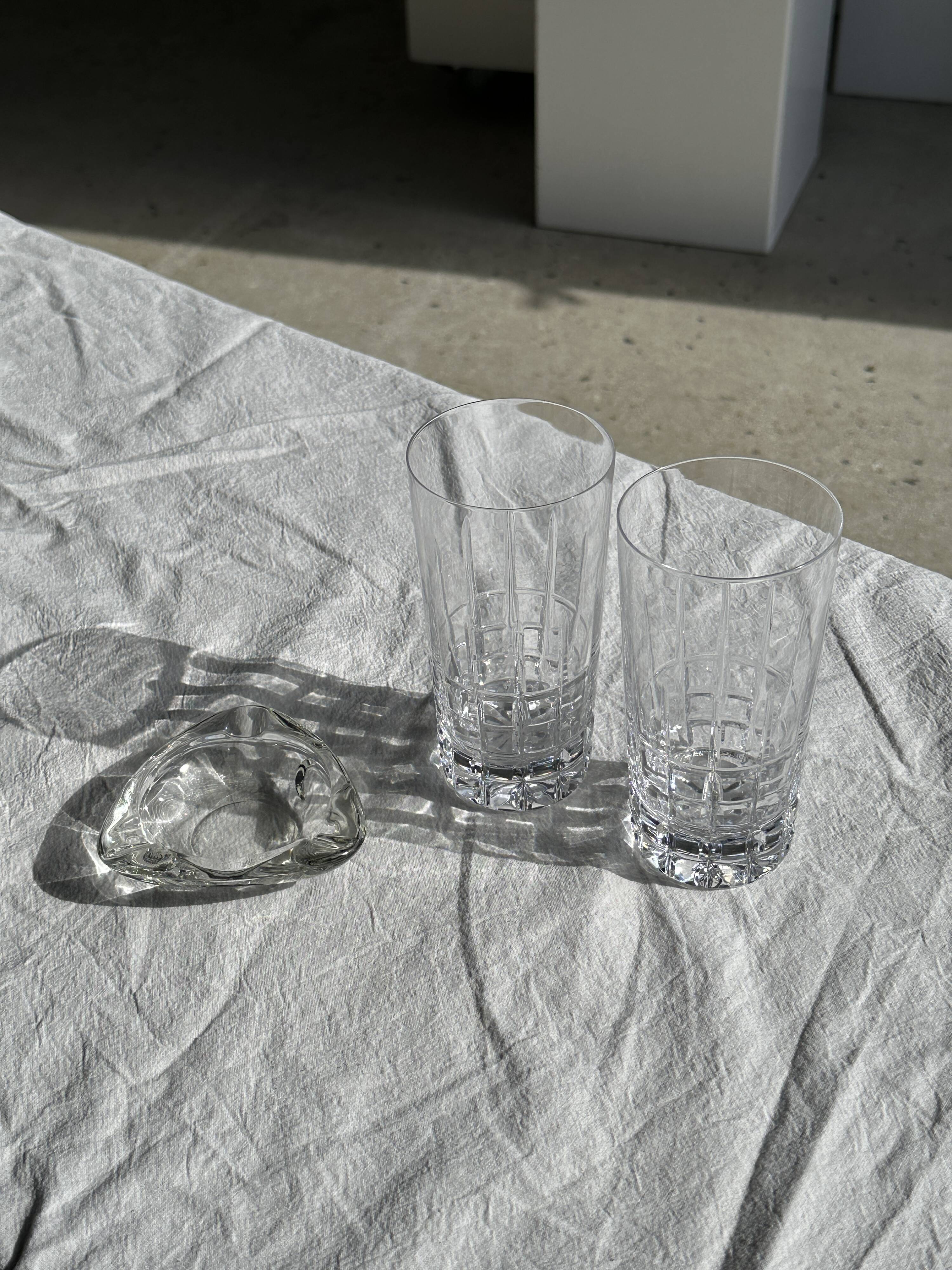 Large square ashtray large diamond tips