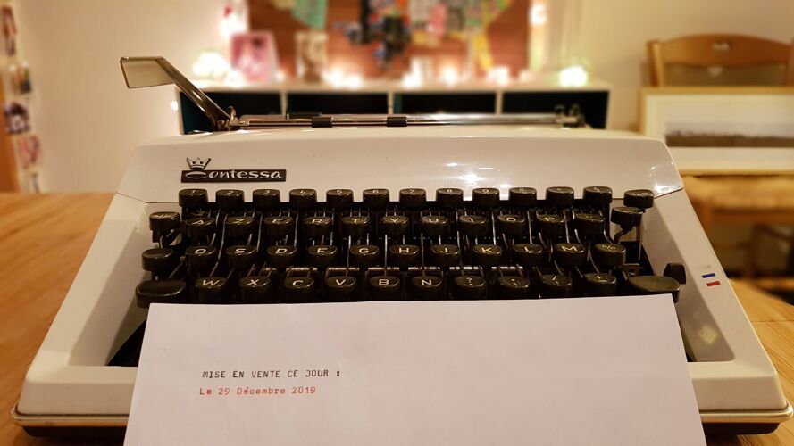 Machine à écrire Tirump Alder Contessa de Luxe