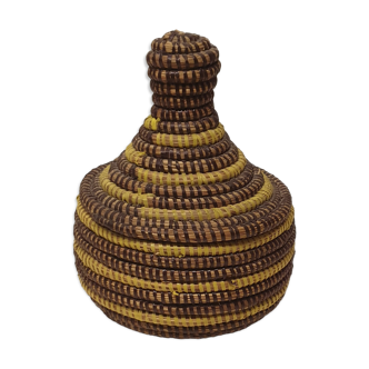 Small braided box type "bourgne"