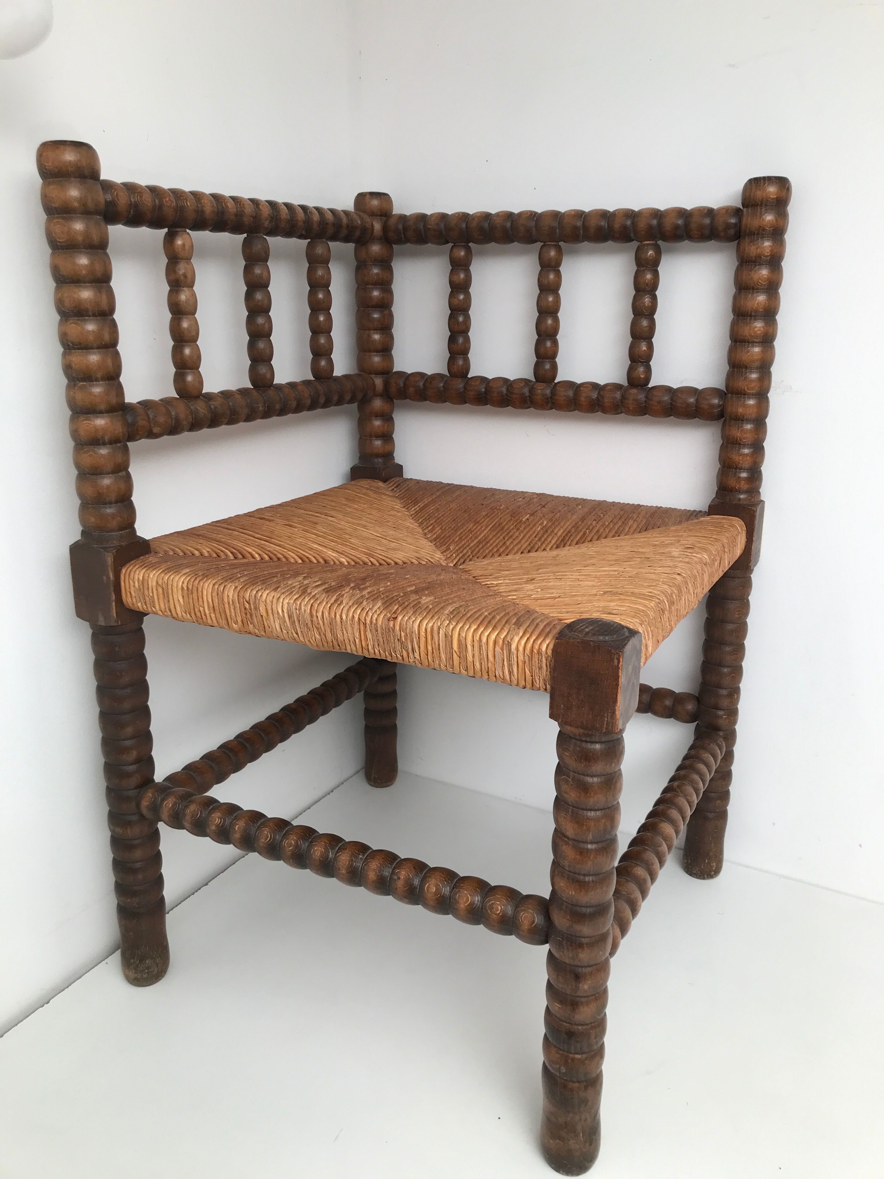 Fauteuil d'angle ancien vintage