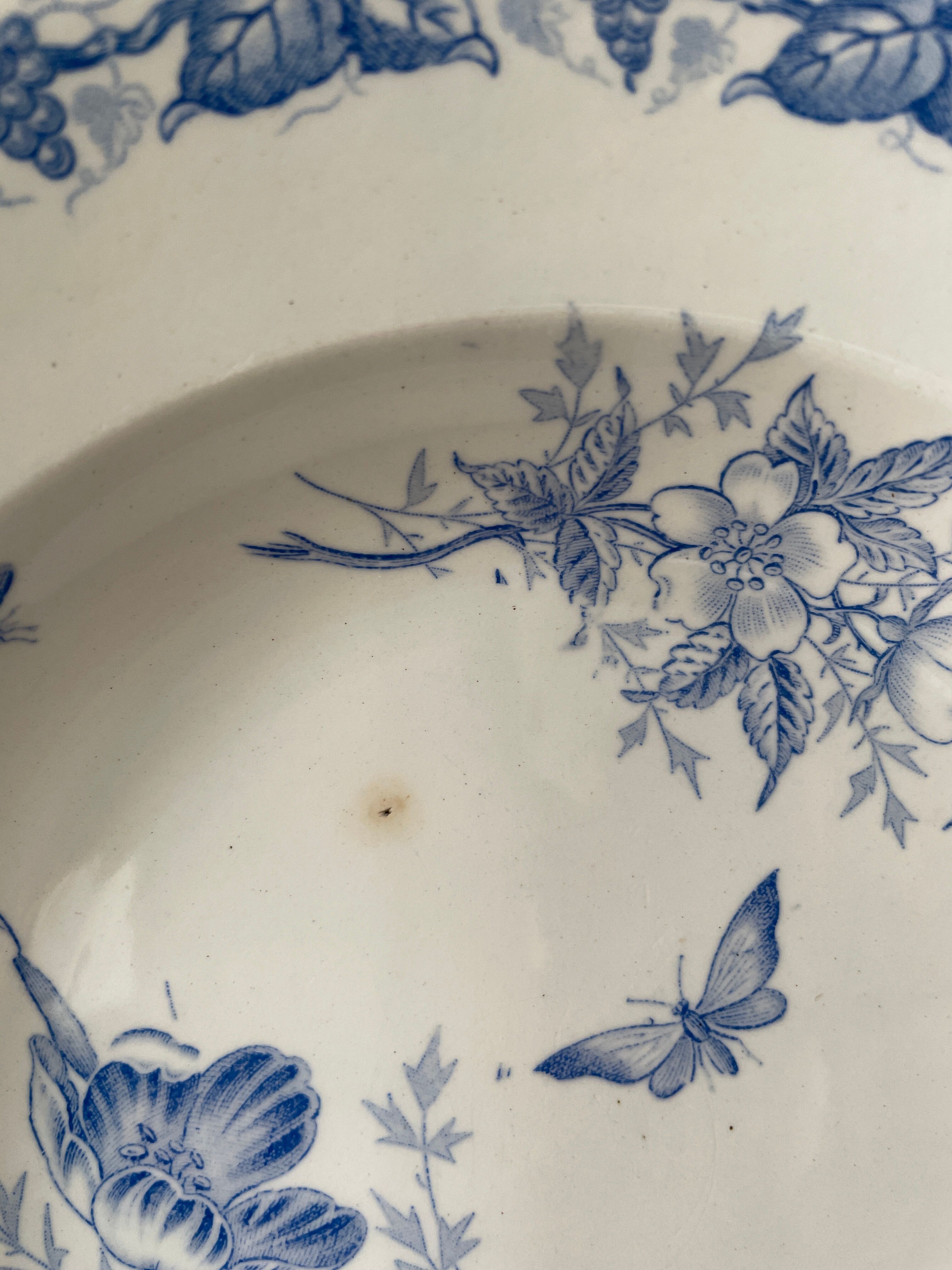 Set of 9 hollow plates 1900 "Butterfly" FF Pexonne