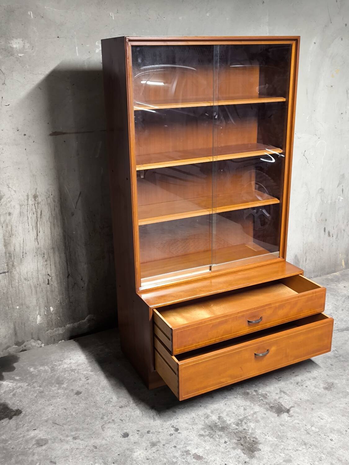 Vintage 1970s Scandinavian bookshelf