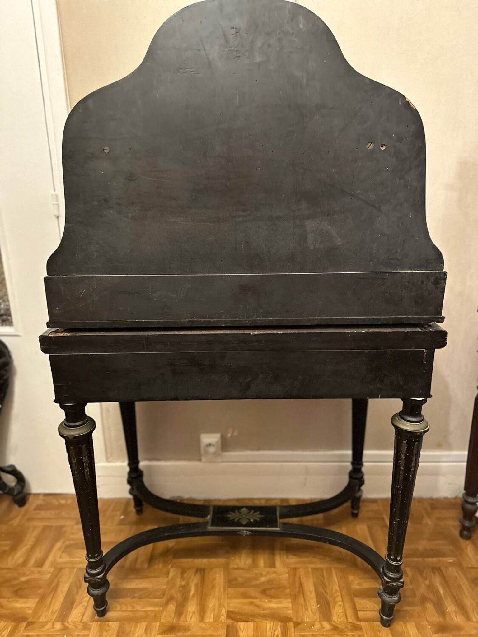 Napoleon III secretary with tiers - Blackened wood, enhanced with brass 19th century