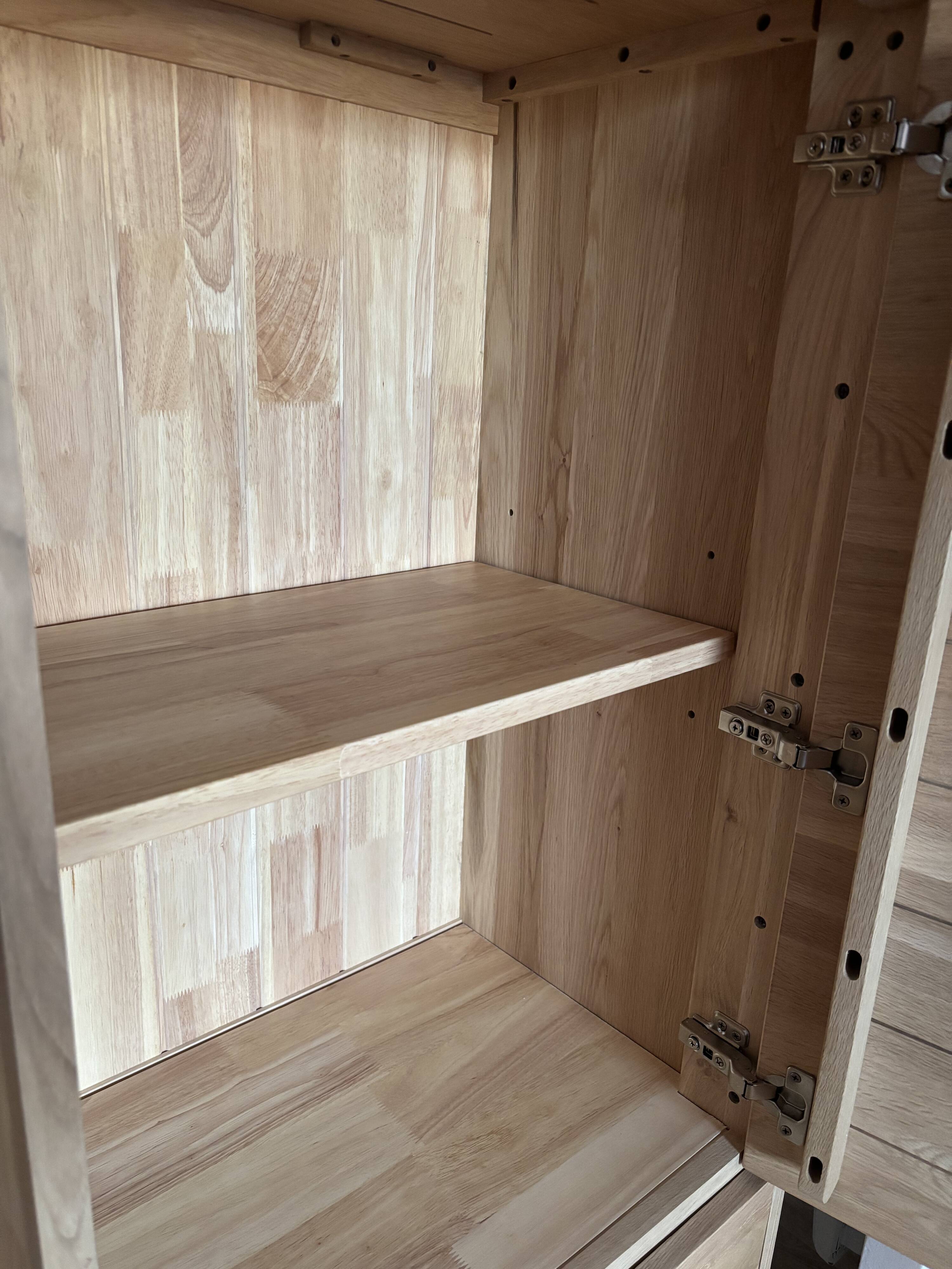 Meuble bahut en chêne massif marque Tikamoon