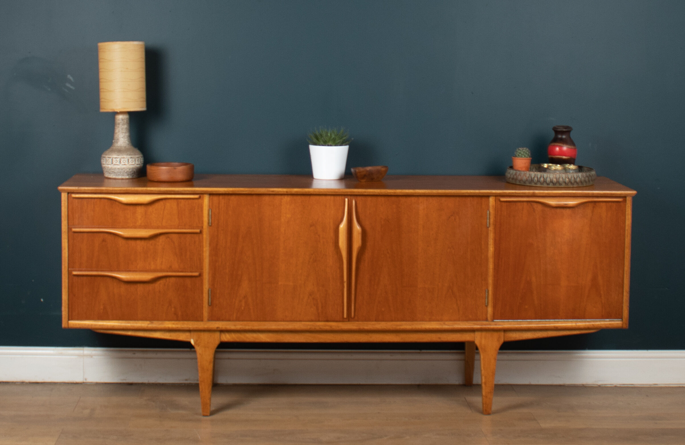 Retro teak 1960s jentique sideboard with folded handles