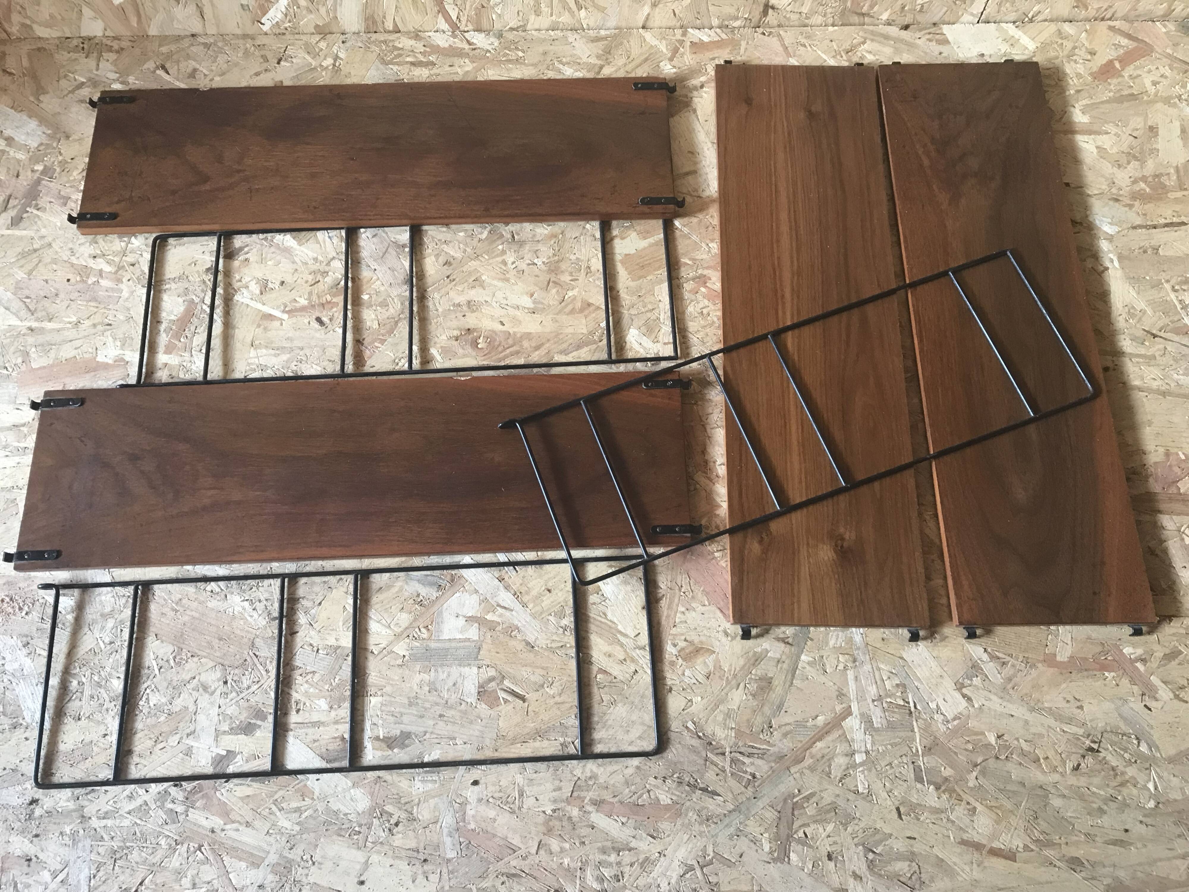 Vintage string wall shelf with 3 supports