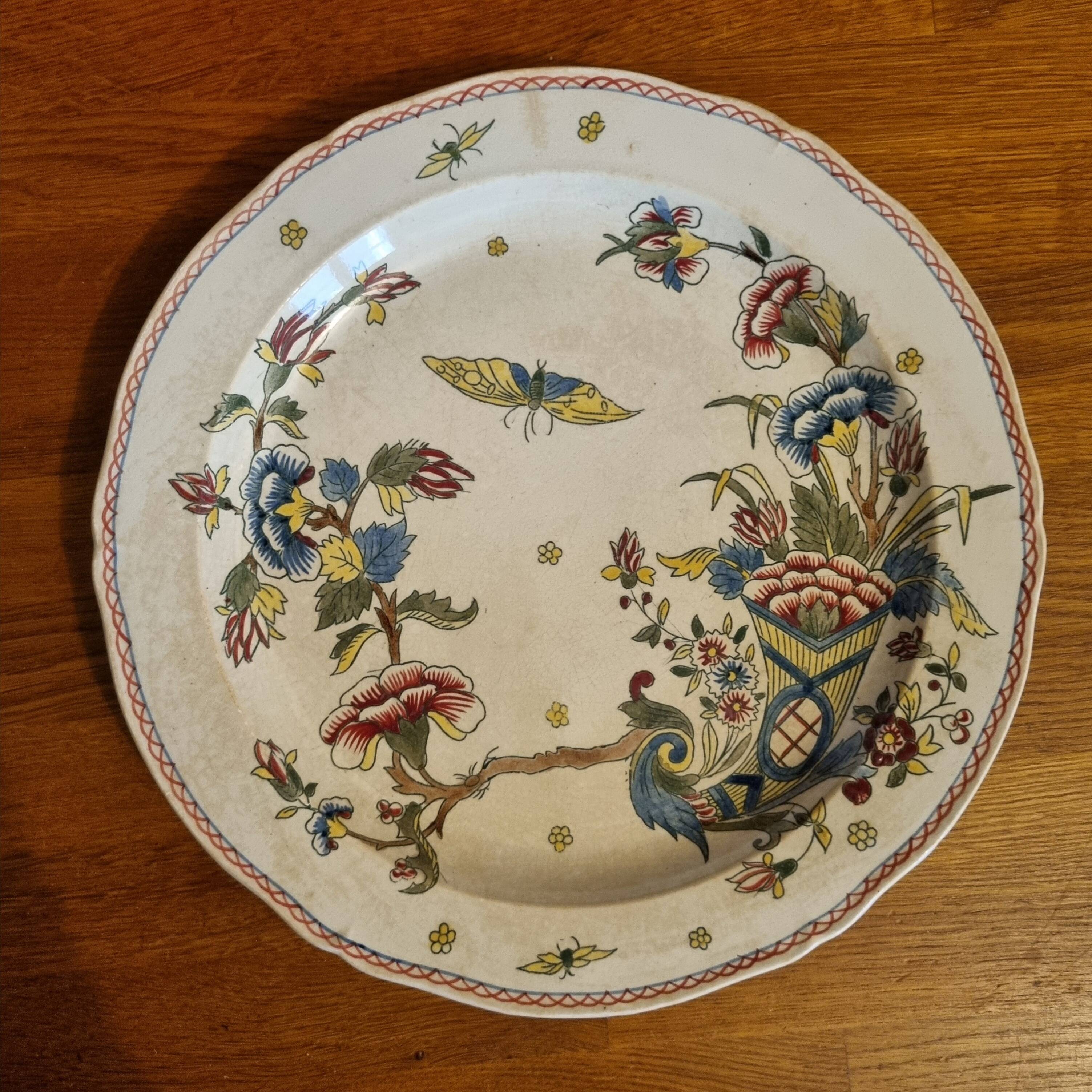 Large antique plate in Gien earthenware with Cornucopia pattern Ø 28 cm