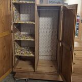 Asymmetrical wardrobe