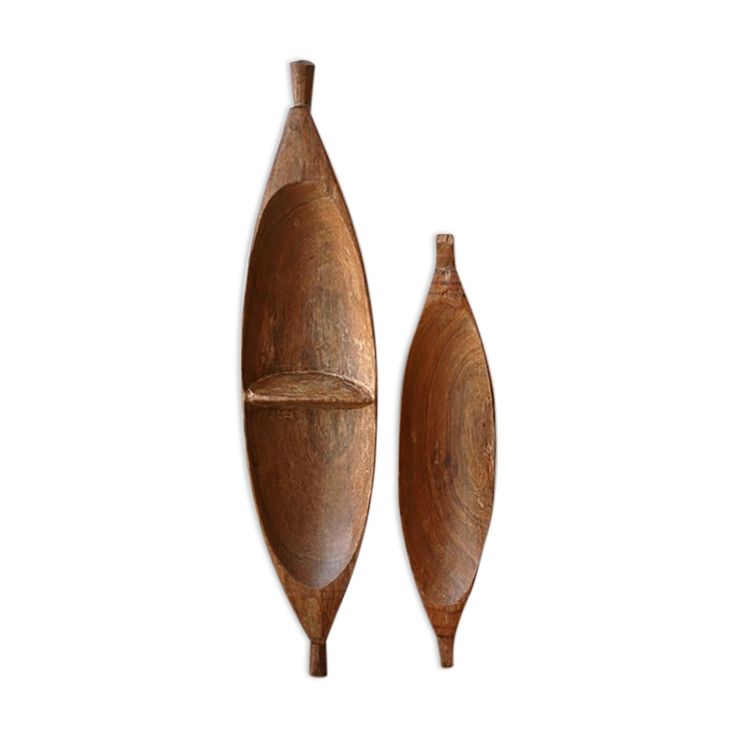 Ethnic dishes in exotic wood