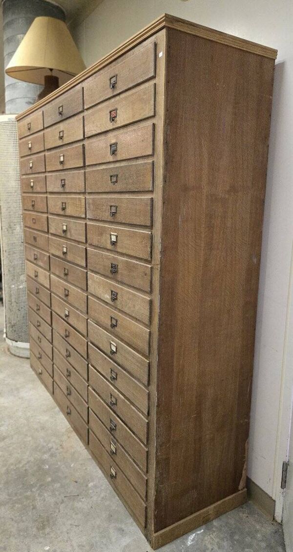 Grand meuble de métier à tiroirs – ancien meuble d’atelier / quincaillerie / N°2