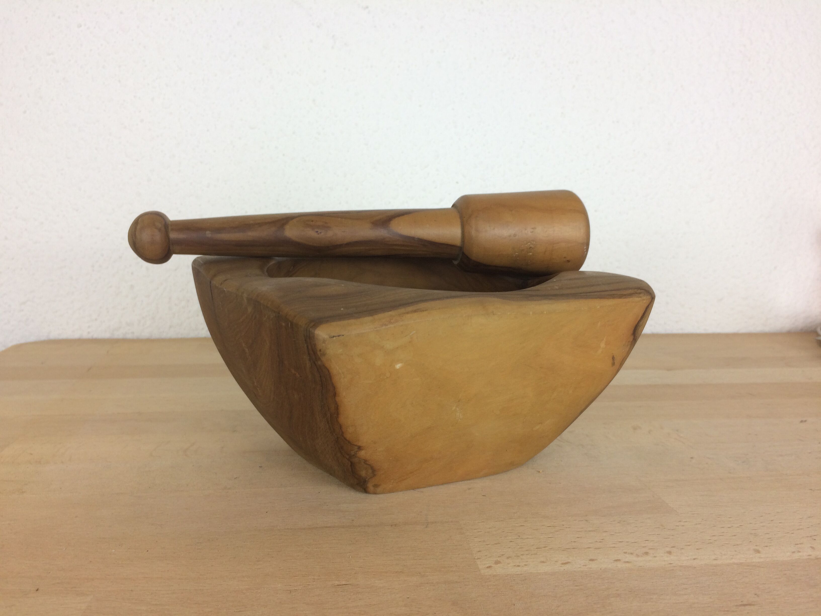 Mortier et pilon en bois d'olivier