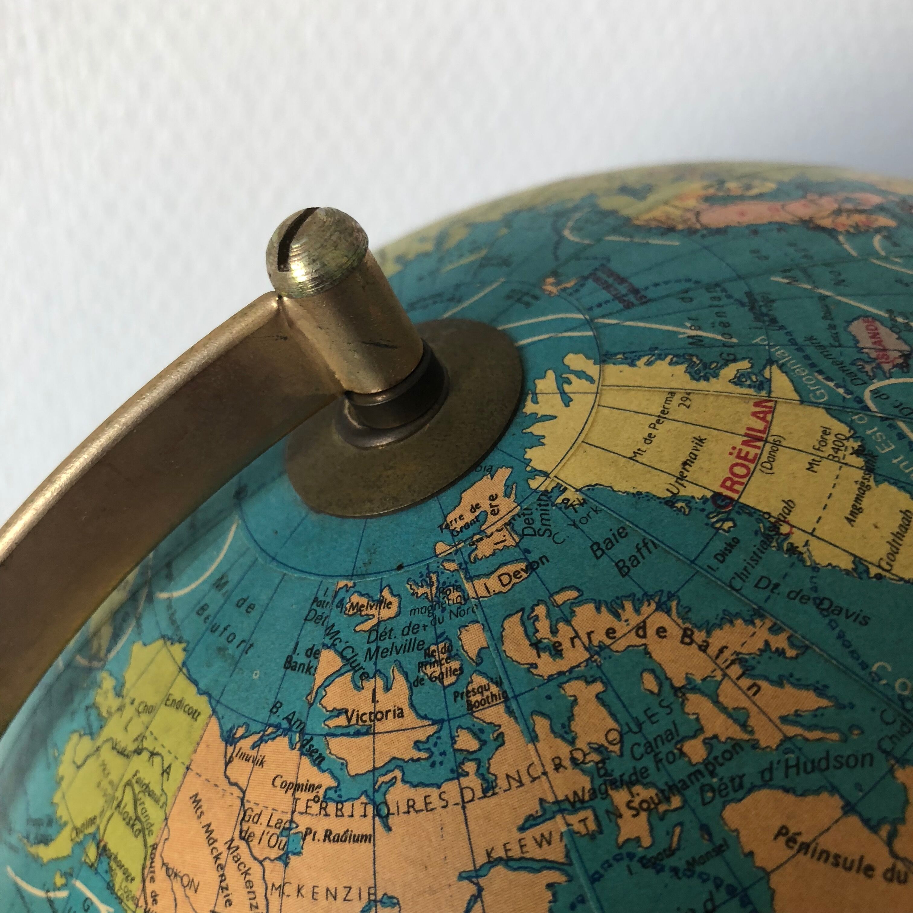 Globe taride tripod 27cm vintage 1978