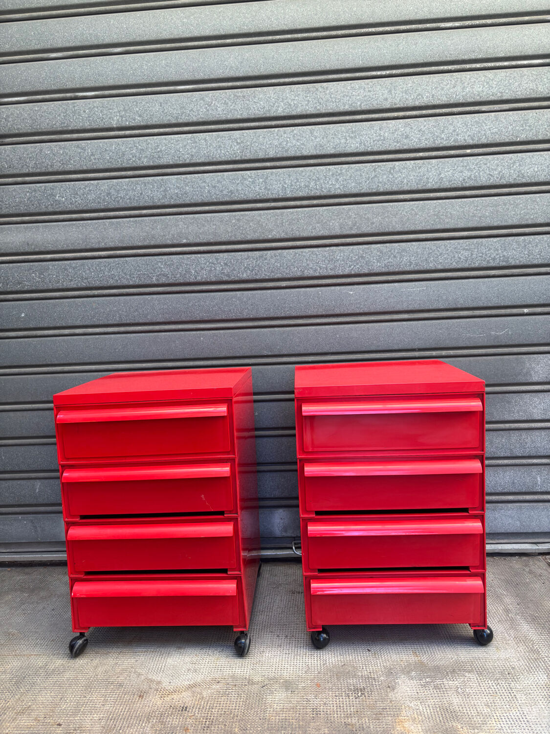 Paire de caissons Kartell 4 tiroirs Design Simon Fussell Années 1970/8