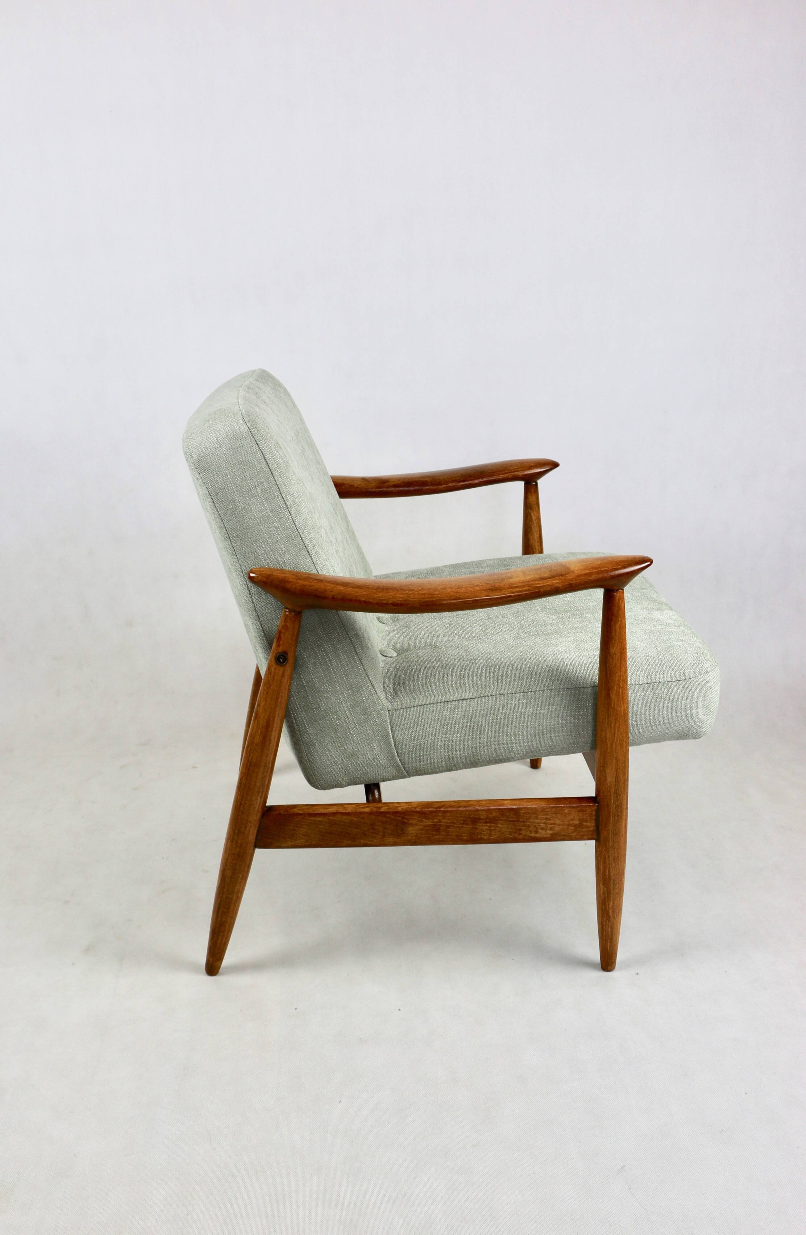 Vintage armchair GFM 300-202 design J.Kedziorek Loft 70s vintage light green
