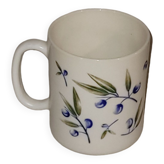 Arcopal olive mug cup - vintage