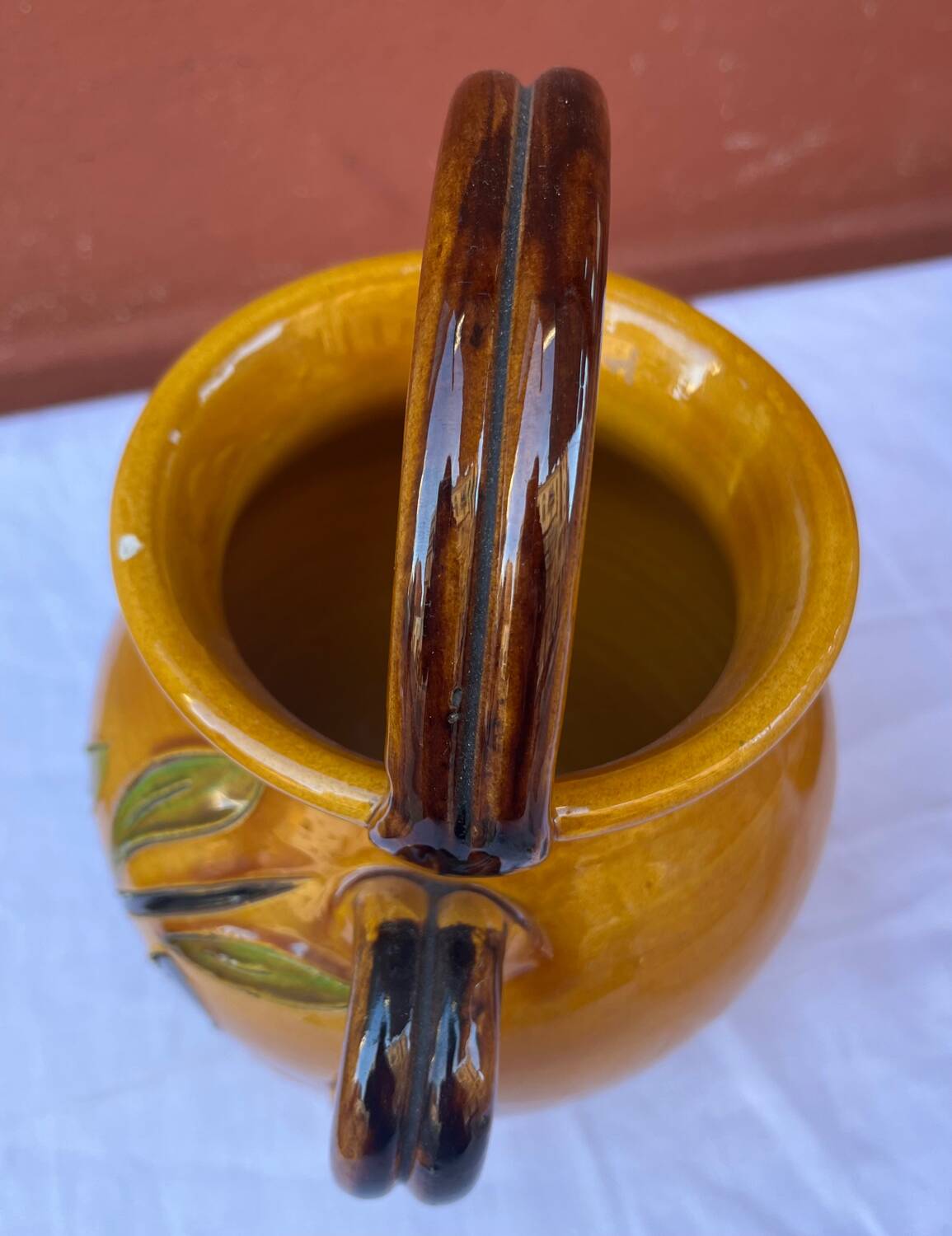 Provençal jug