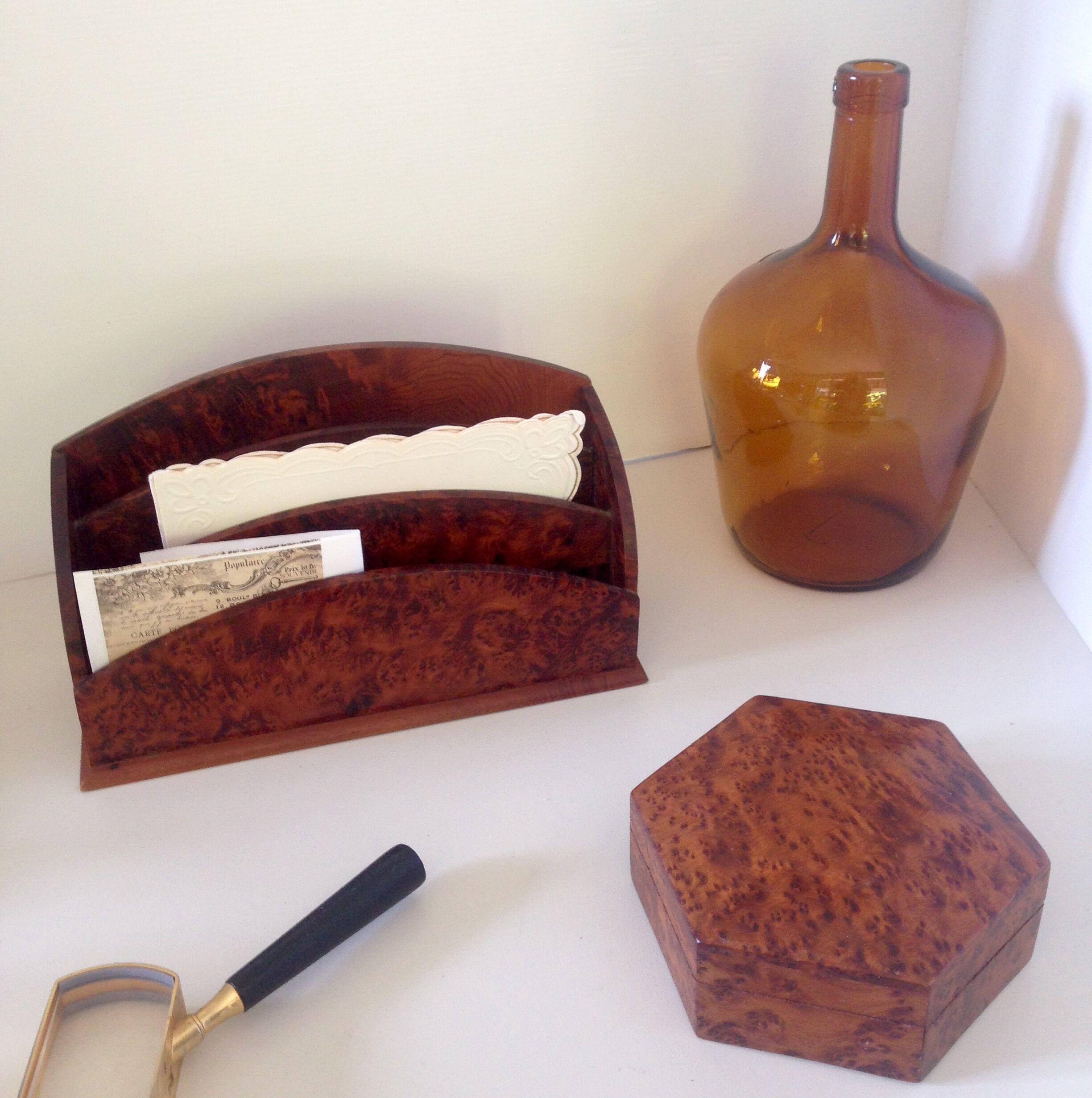 Magnifying glass to elm mail sorter