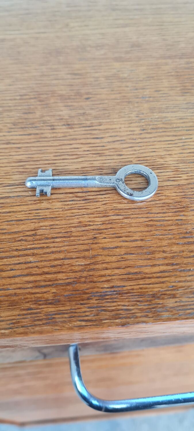 Notary binder cabinet