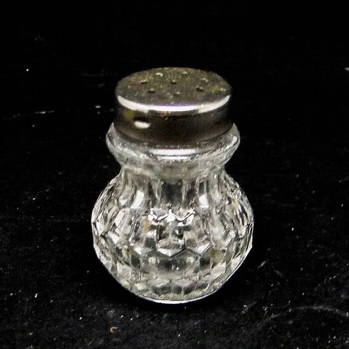D4L Art Deco Salt Shaker