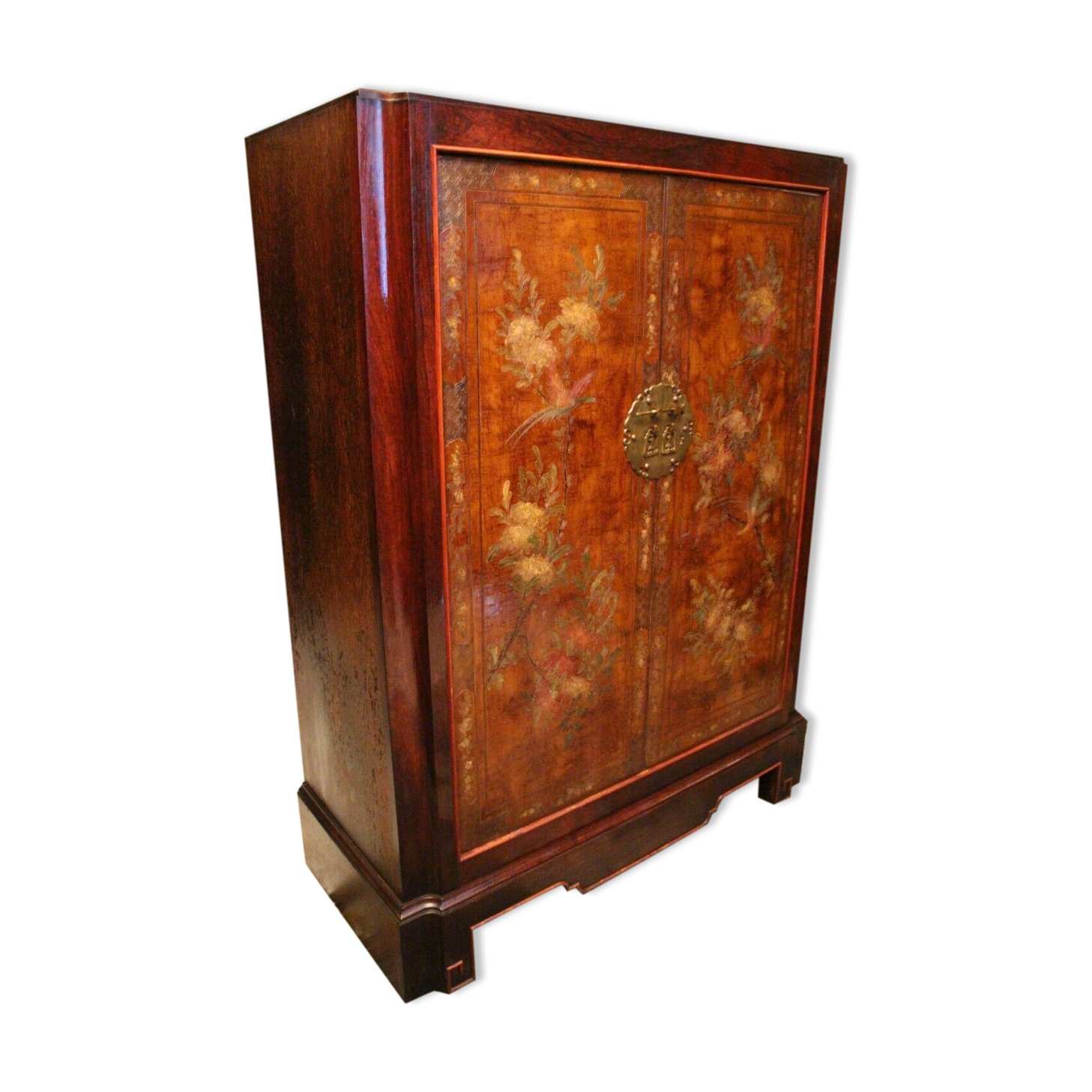 Cabinet in trompe l'oeil furniture bar decorated Far East China