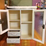 Old medicine cabinet - 50s