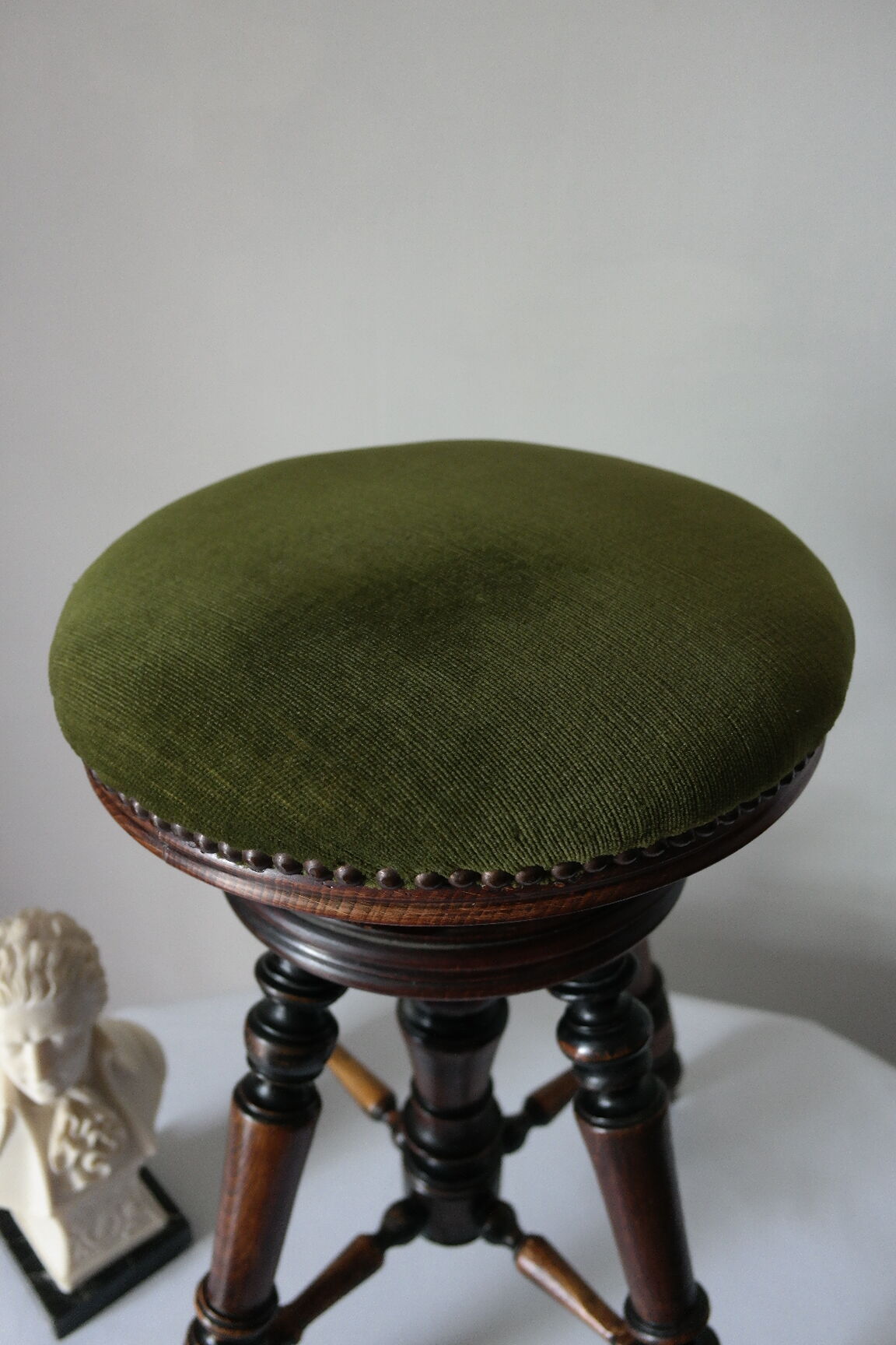 Napoleon III beech piano stool