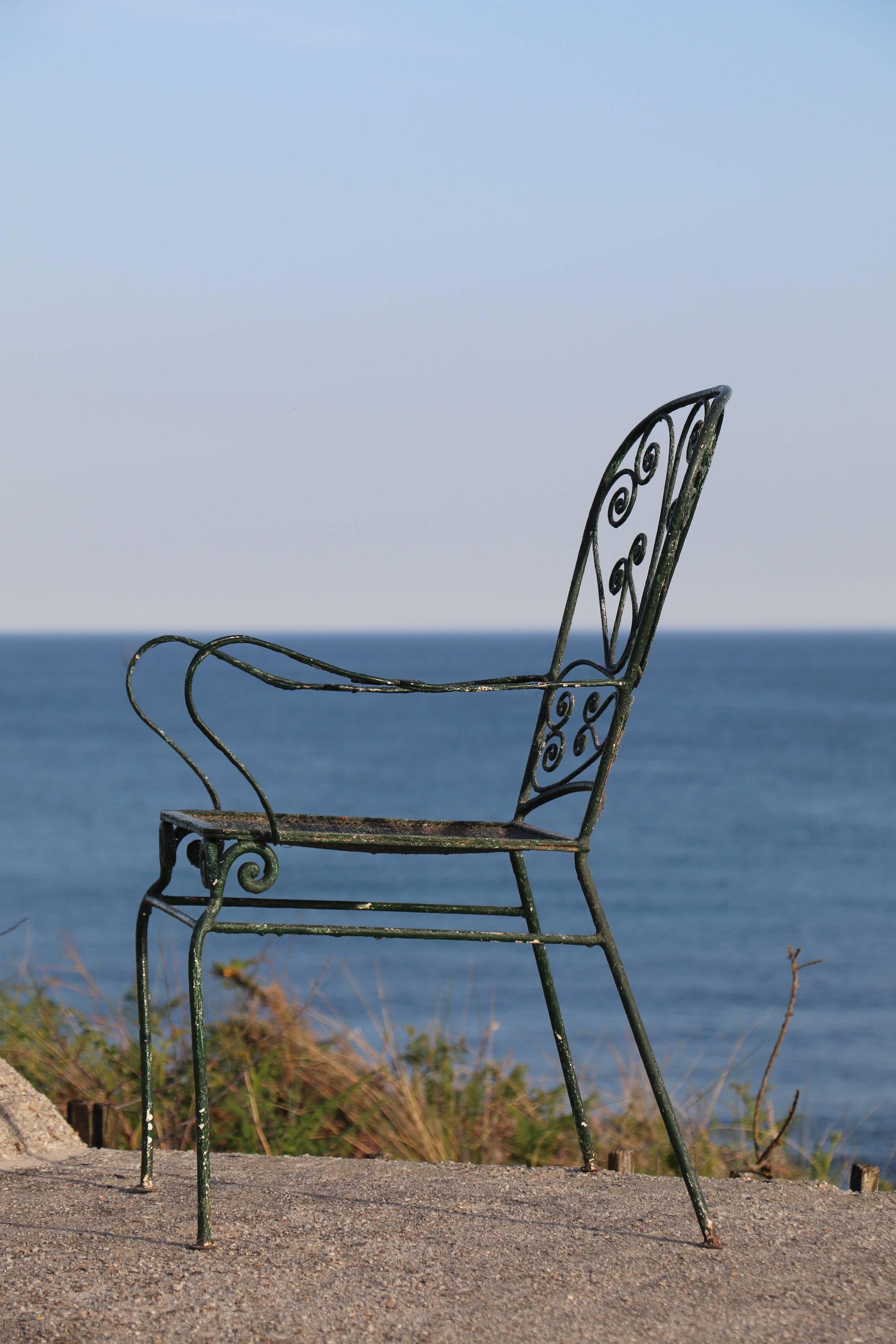 Set of 4 wrought iron garden chairs, France, 20th century