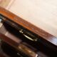 Rare bureau partenaires double caisson Hampton & Son Pall Mall bois dur