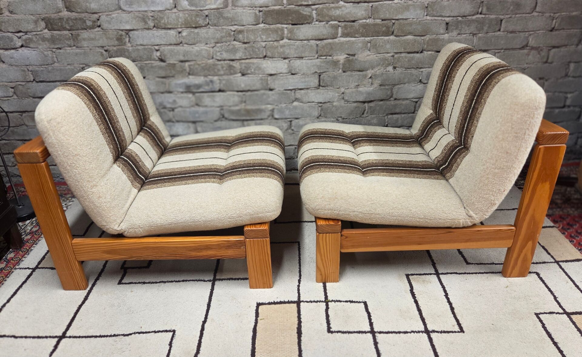 Pair of vintage 1970s armchairs in solid pine.