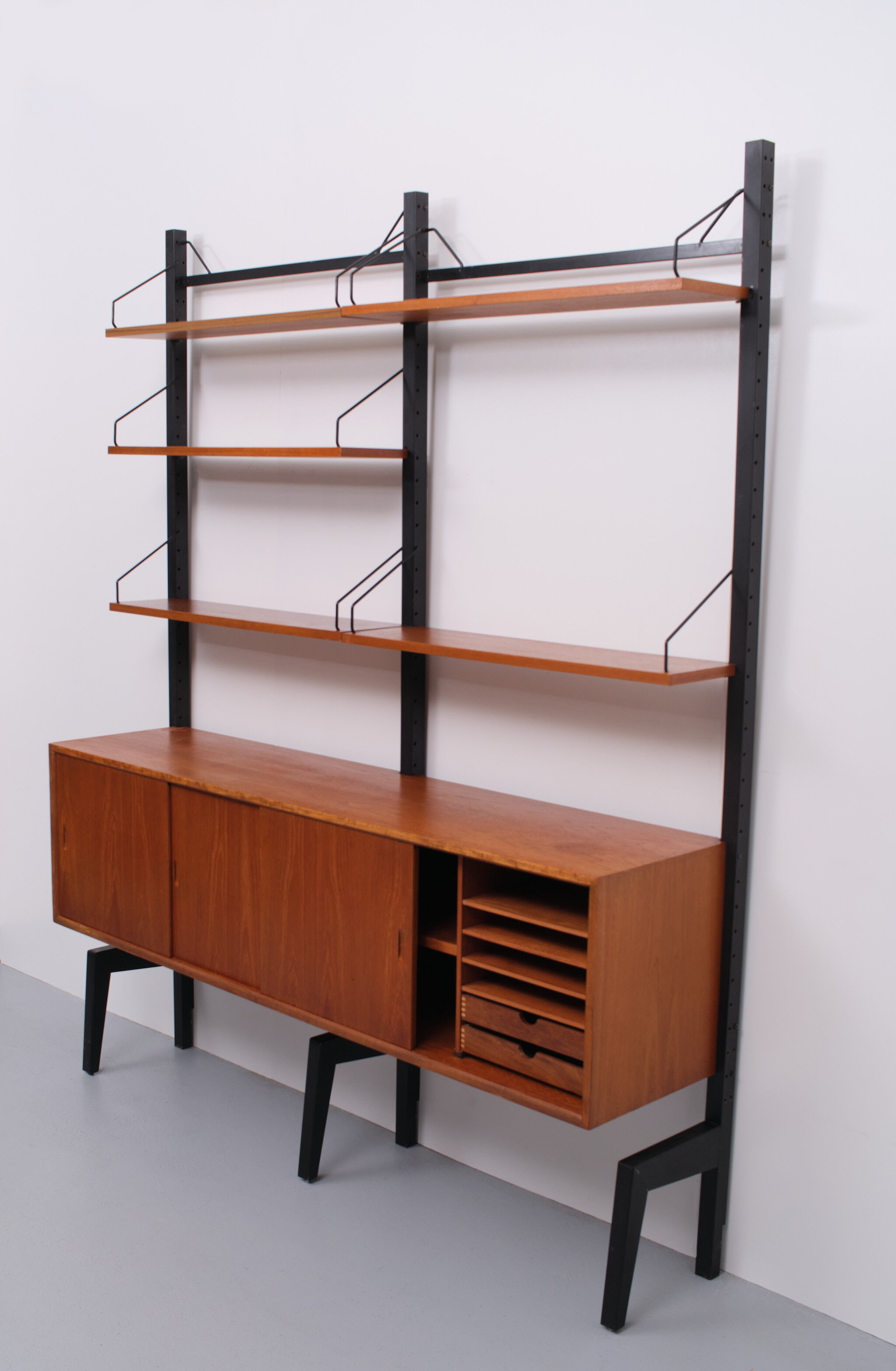 Poul Cadovius Royal Wall System Free Standing 1958 Denmark